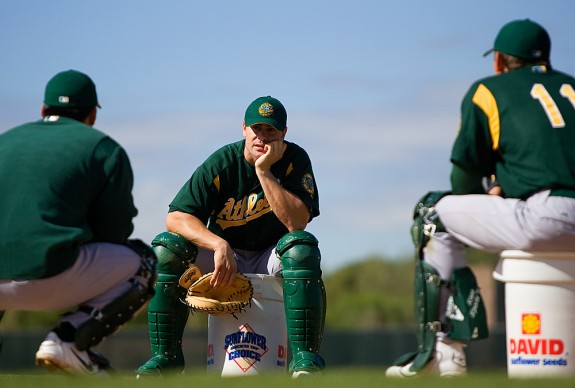 Oakland Athletics catcher Jason Kendall talks to his new teammates during spring training camp at Papago Park in Phoenix, AZ on February 23,2005. (Photo by Brad Mangin)